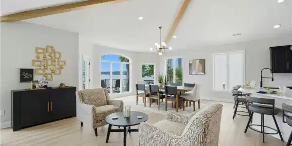 825 Grand View Drive