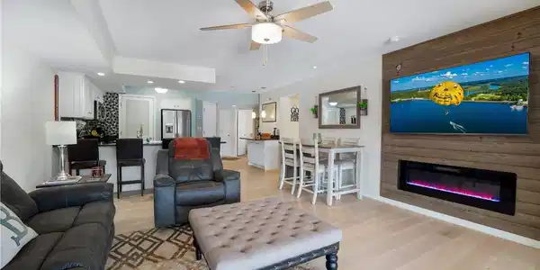 40 Lighthouse Road