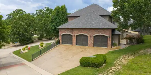 Image 4: Resealed stamped concrete driveway