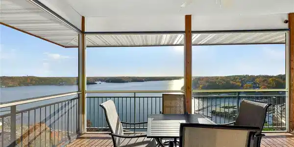 87 W Palisades Condo Drive