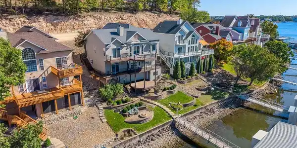 229 Cimmaron Bay Circle
