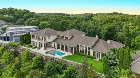 242 Cedar Crest Drive