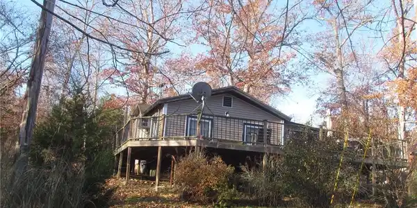 32 TERRA Lane