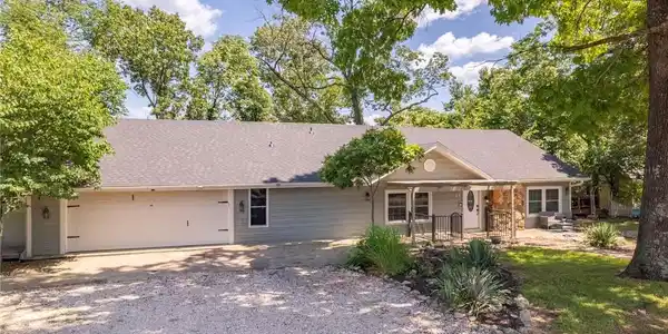 84 Arrowhead Beach Road