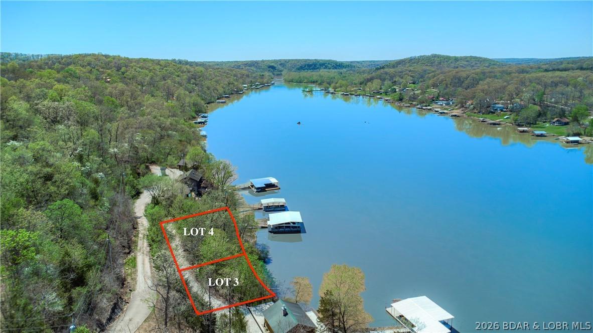 Image 3: Lot lines are approximate for reference.