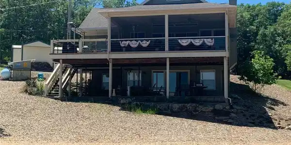 68 Sy Acres Drive