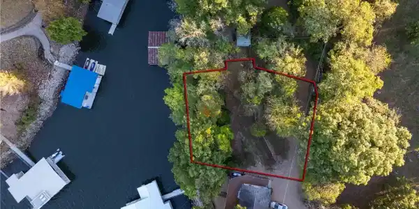 1138 Fontana Lane