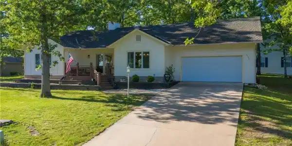 5775 Bluebird Circle