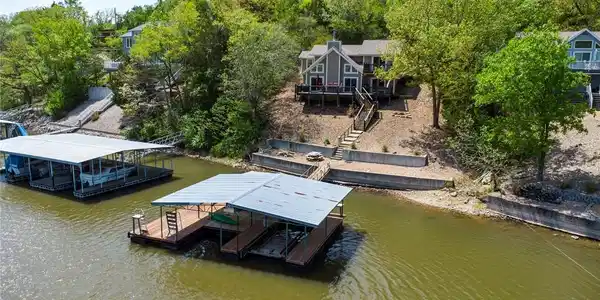 1106 Pleasant Valley Drive