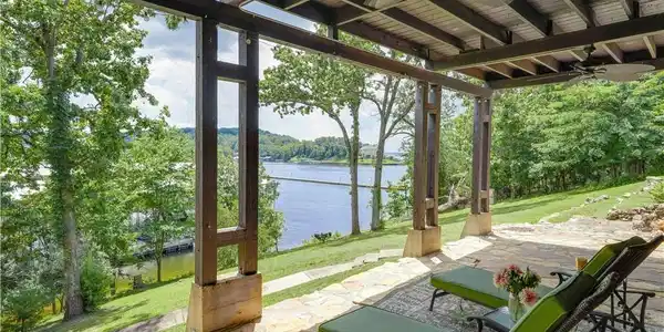 92 Arrowhead Beach Road