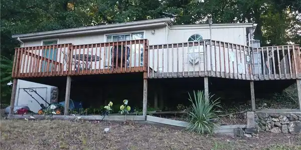 15359 Red Hollow Road