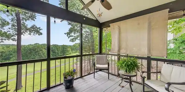 16 Old Duckhead Road
