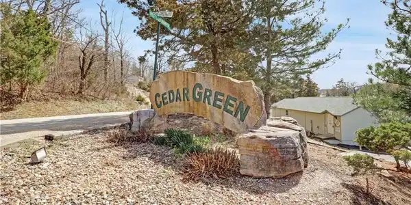 55 Cedar Green H-4