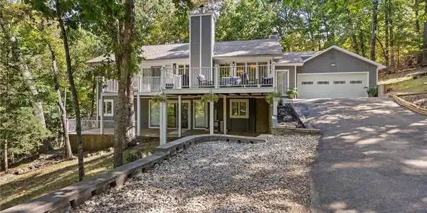 758 Foxhead Shores Drive