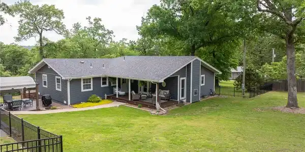 59 Surrey Drive