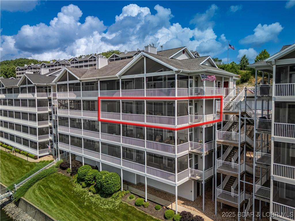 Image 3: Unit 3A No Steps from Parking