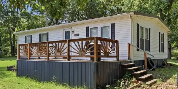 33004 N Ivy Bend Road