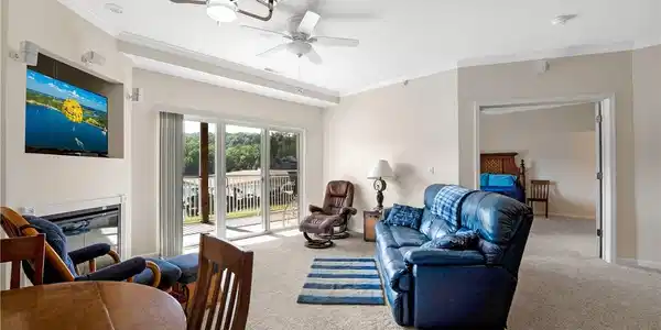 166 Oak Harbor Drive