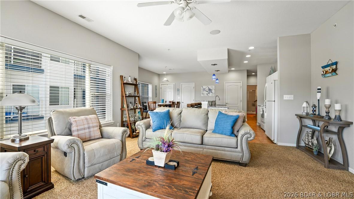 Image 3: Furniture included