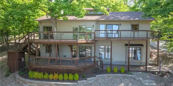 207 Sweetwater Drive