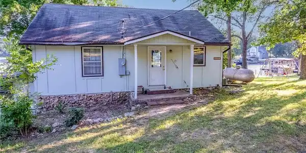 4230 Fox Hollow Lane