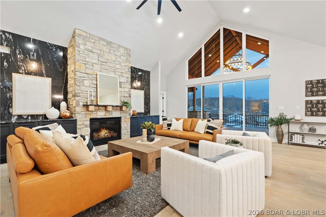 Image 3: Open Great Room