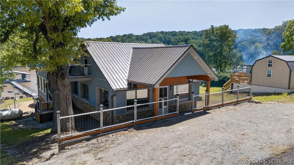 Image 4