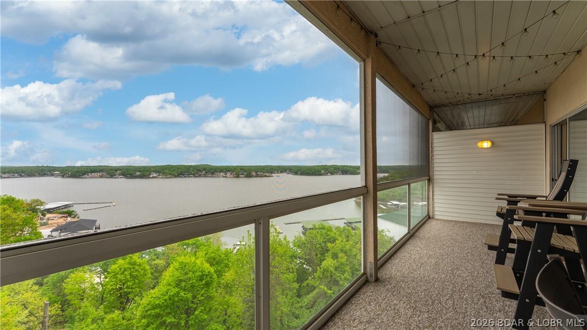 Image 2: Wonderful lake view