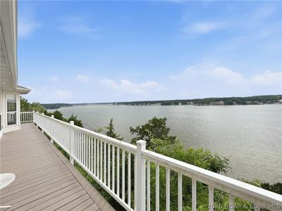 1467 Bluff Drive