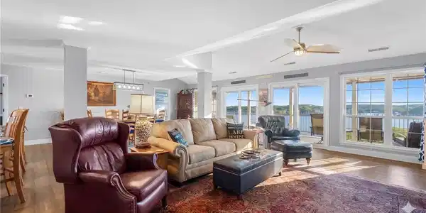 1406 West Harbour Towne