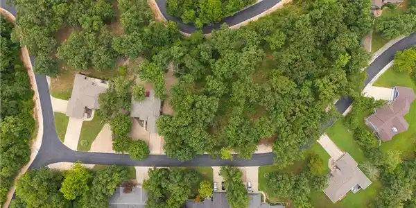Image 4: Property Boundary