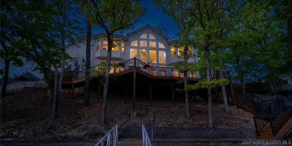 58 Lake Road