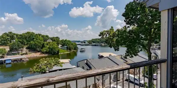 23 Willow Ridge Point