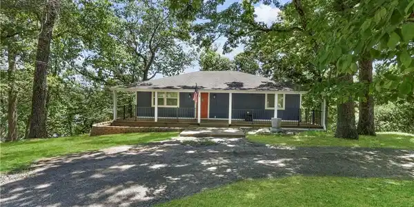 148 Peacock Lane