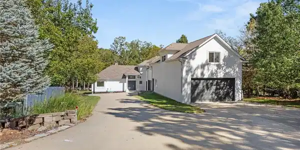 1416 Grand Point Boulevard