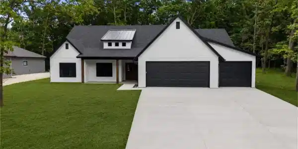 388 Via Appia Drive