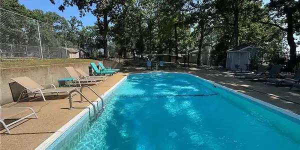 1556 Mockingbird Lane