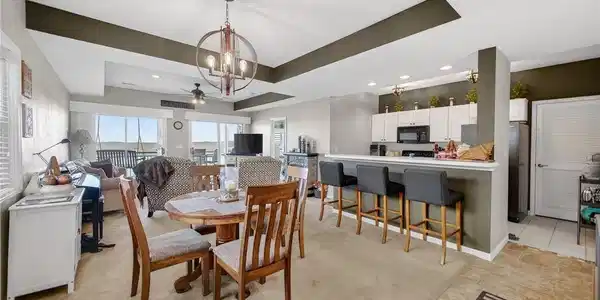 72 Palisades Lakeview Drive