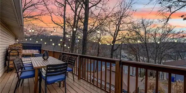 6743 Park Shores Estates