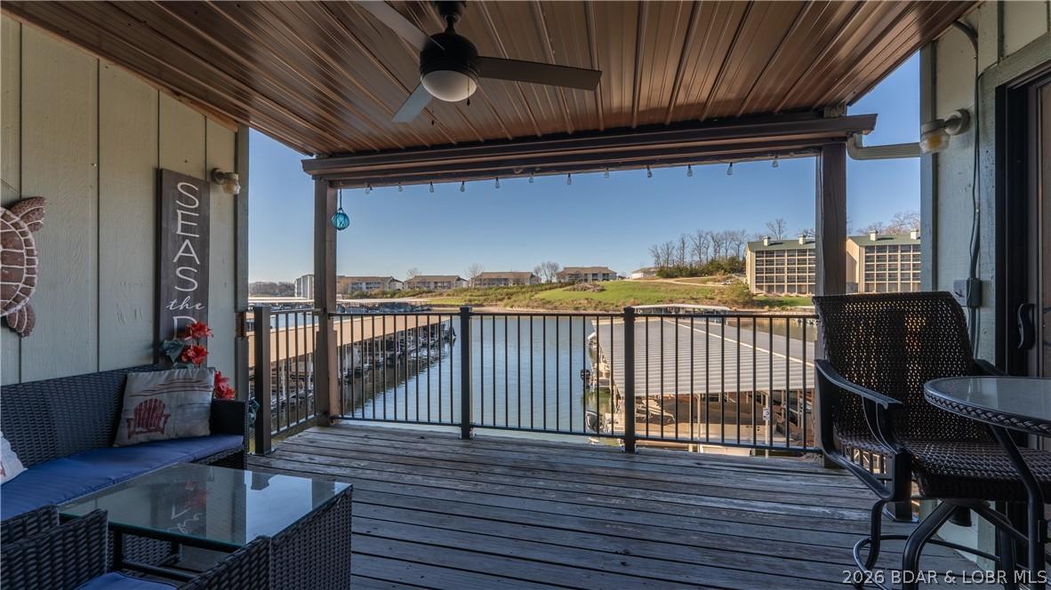 Image 2: Lakeside patio