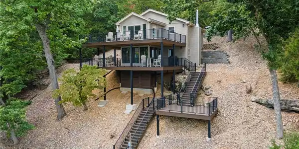 363 Oak Crest Drive