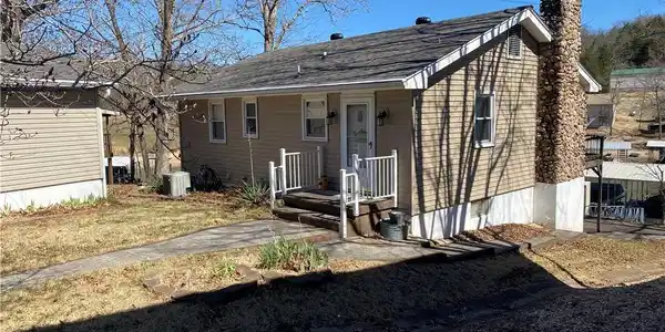 82 Smelterview Drive