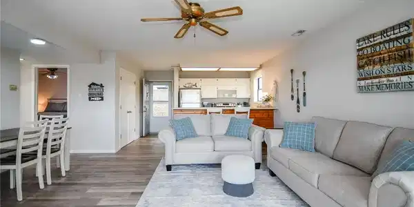 2500 Bay Point Lane