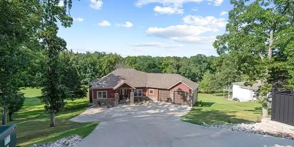 484 Hogan Drive