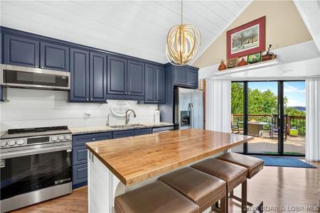 222 Tree Loft Drive