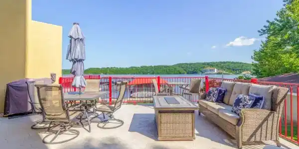 3168 TWIN RIVERS Point