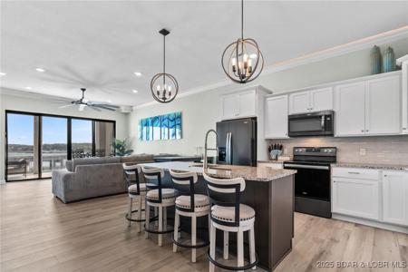1065 Topsider Lane