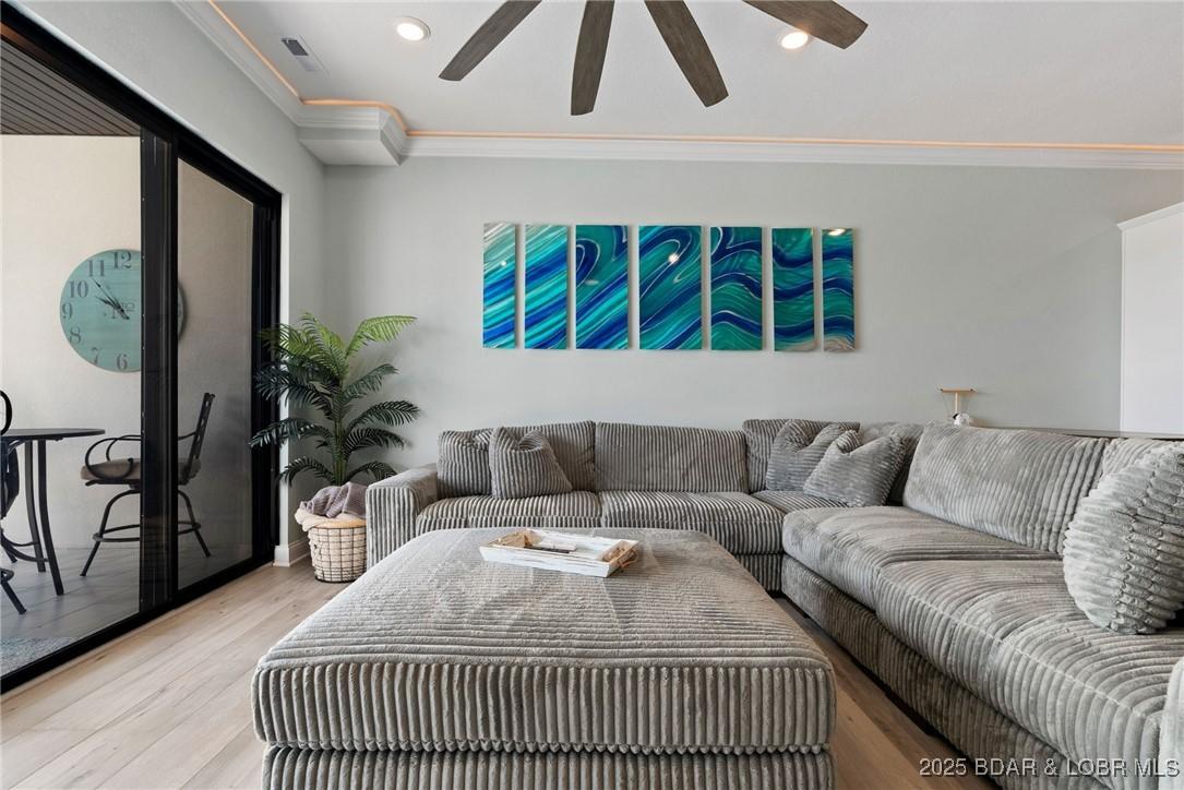 Image 4: New contemporary furniture this is stylish & comfy