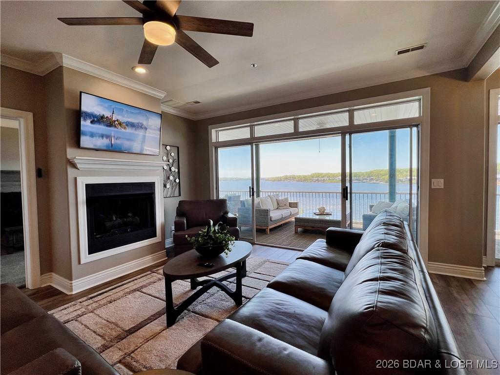 Image 2: Living Room View