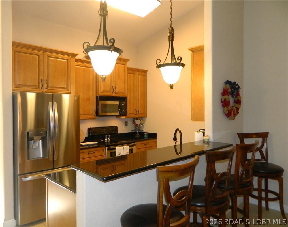 Image 3: Kitchen Main Level